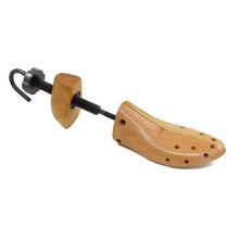 Load image into Gallery viewer, Dasco Men&#39;s Wood Two Way Shoe Stretcher
